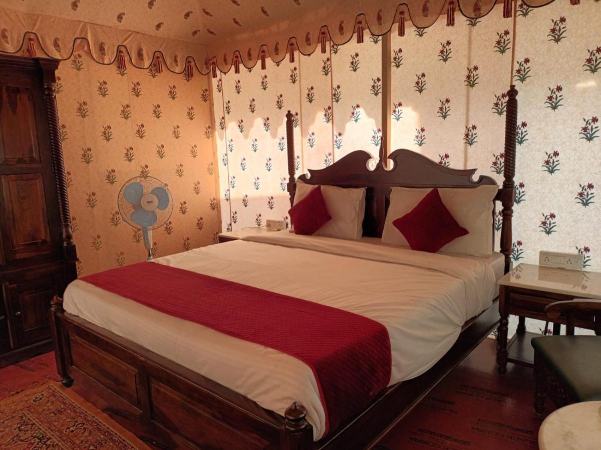Hotel Green Haveli - A Heritage And Hill View Hotel , Pushkar Bagian luar foto