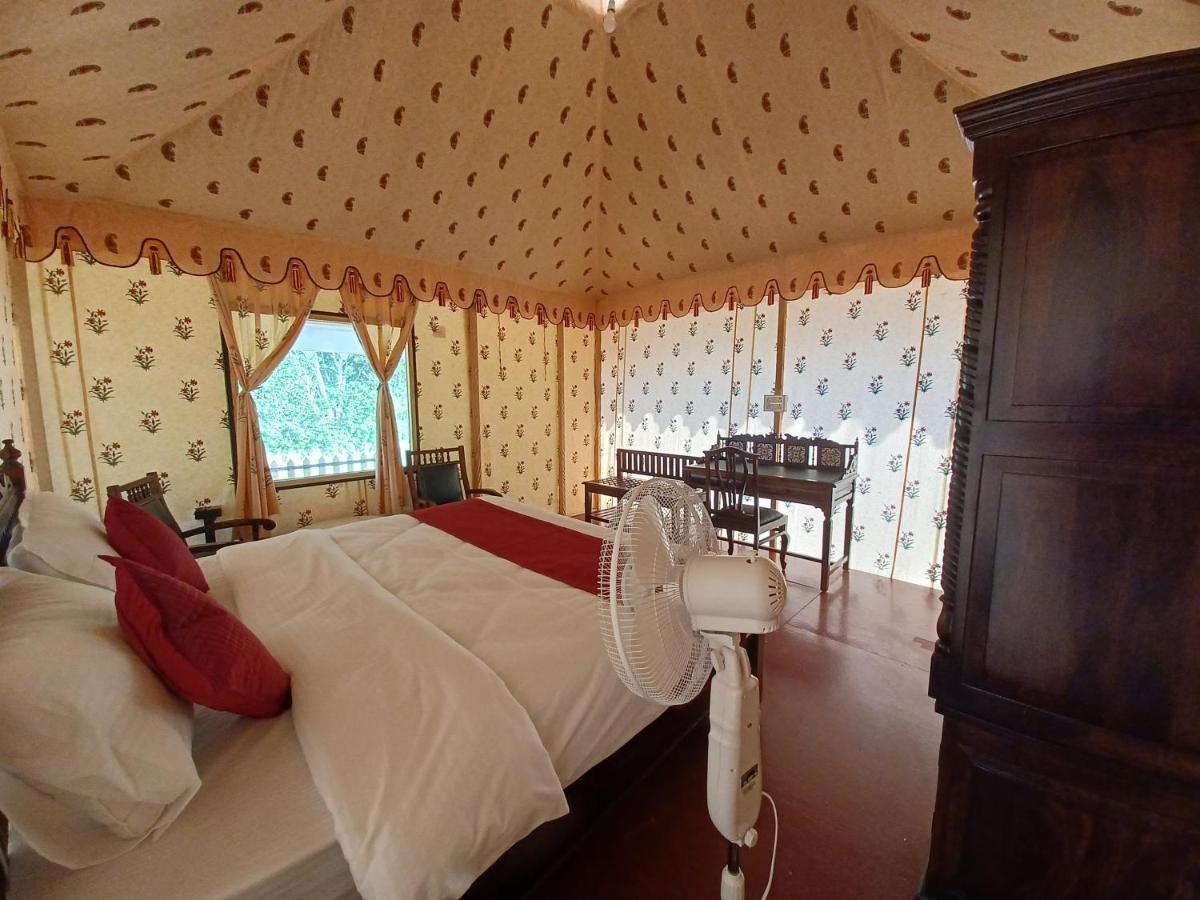 Hotel Green Haveli - A Heritage And Hill View Hotel , Pushkar Bagian luar foto