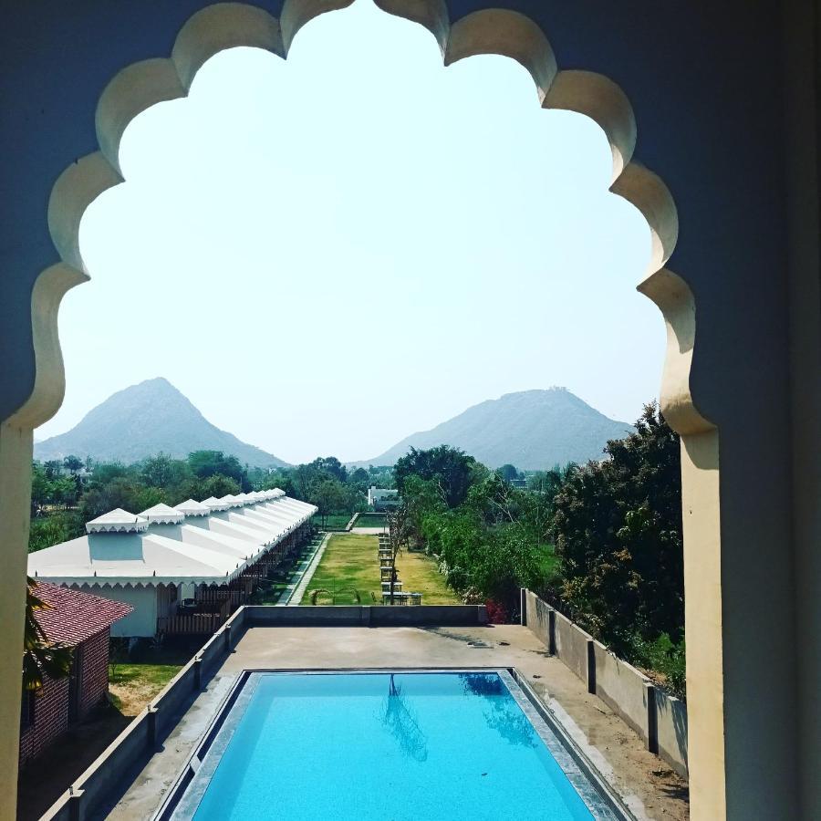 Hotel Green Haveli - A Heritage And Hill View Hotel , Pushkar Bagian luar foto